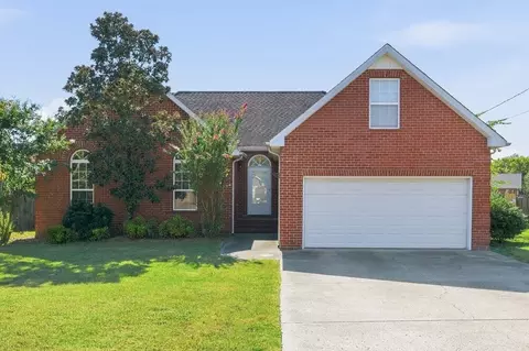 210 Valley Ct, Smyrna, TN 37167