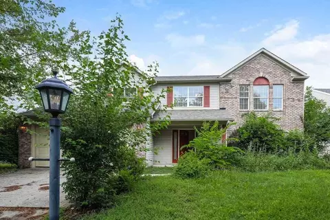 10211 Carmine Dr, Noblesville, IN 46060