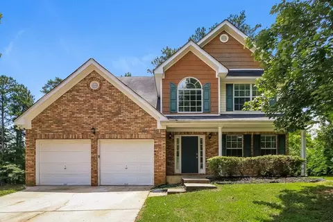 112 Garrison Ln, Locust Grove, GA 30248