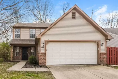 5223 Pin Oak Dr, Indianapolis, IN 46254
