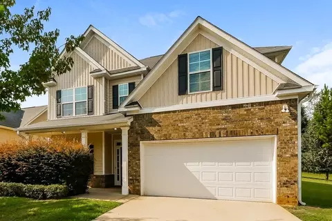 917 Piedmont Dr, Locust Grove, GA 30248