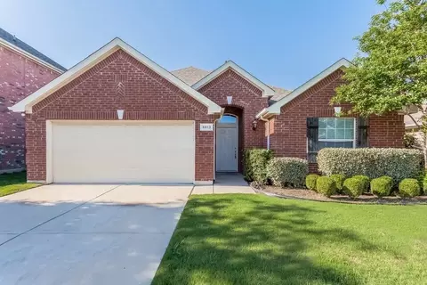 4613 Daisy Leaf Dr, Fort Worth, TX 76244