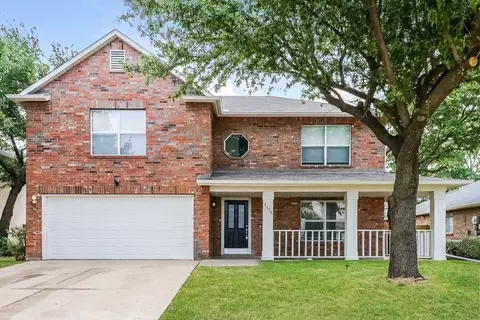 3156 Pine Valley Dr, Grand Prairie, TX 75052