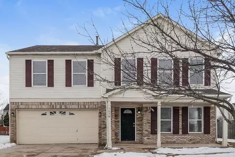 5636 N Littleton Dr, Mccordsville, IN 46055