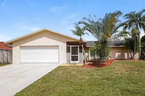 109 Granada St, Royal Palm Beach, FL 33411