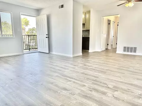 4549 Greenholme Dr #4, Foothill Farms, CA 95842