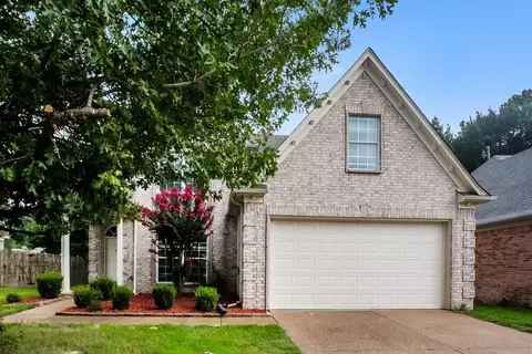 8116 Fleets Run Dr, Cordova, TN 38018