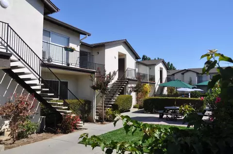 240 Hollis Ave #4, Campbell, CA 95008