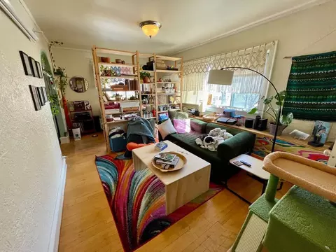 2027 N Prospect Ave, Milwaukee, WI 53202