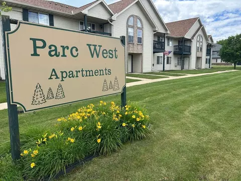 701 703 Horicon St, Horicon, WI 53032