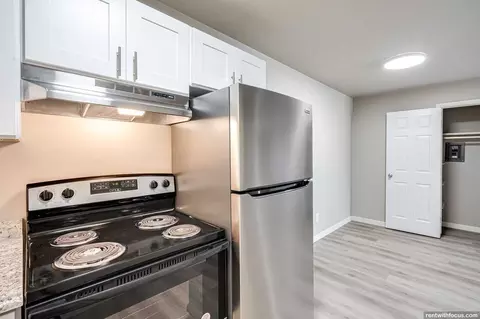 1459 Elm St, Green Bay, WI 54302