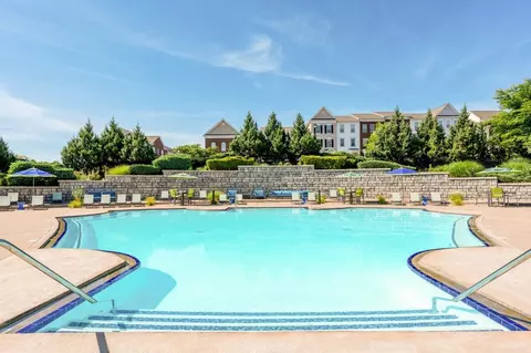 700 Landis Ridge Dr, Louisville, KY 40245