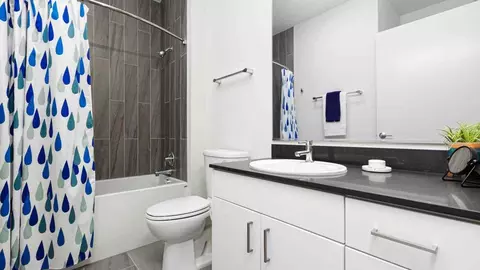 221 Minor Ave N, Seattle, WA 98109 photo 14