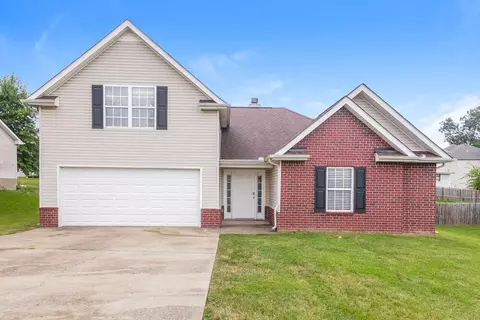 138 Howard Woody Dr, La Vergne, TN 37086