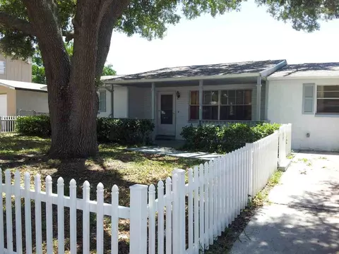 5103 Idlewild St, New Port Richey, FL 34653