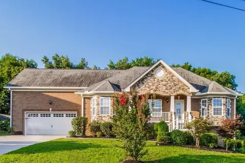 1067 Windtree Trce, Mount Juliet, TN 37122