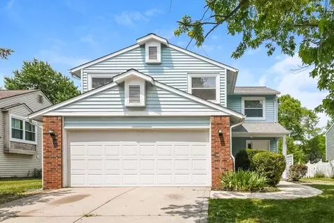 142 Southridge Ln, Westfield, IN 46074