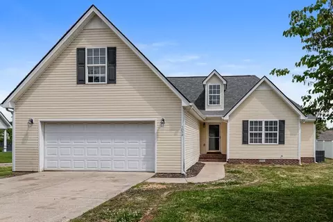 5054 Betsy Ann Ave, Murfreesboro, TN 37129