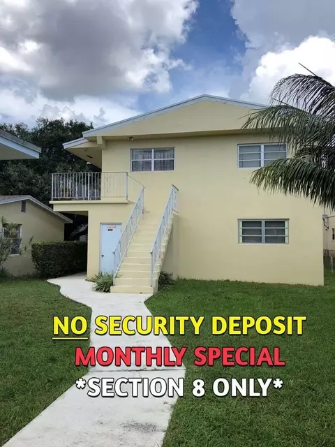 2525 Pierce St, Hollywood, FL 33020