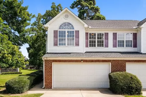 2232 Castle Pines Dr, Raleigh, NC 27604