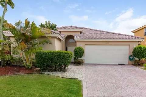 11034 Harbour Springs Cir, Boca Raton, FL 33428