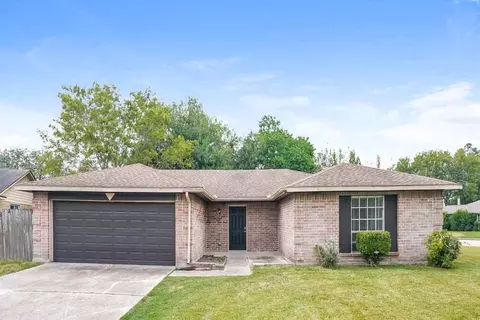 3002 Sherborne St, Pearland, TX 77584