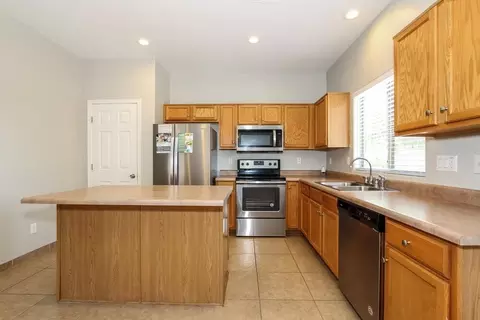 1608 S 80th Ln, Phoenix, AZ 85043 photo 5