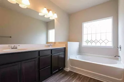 357 E Broad St, Newnan, GA 30263 photo 10