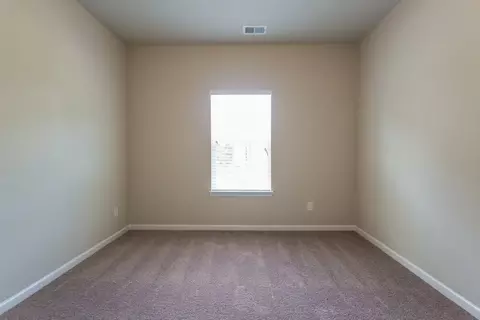 357 E Broad St, Newnan, GA 30263 photo 11