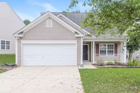 10606 Pickerel Ln, Charlotte, NC 28213