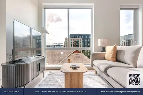 3 Tingey Sq SE, Washington, DC 20003 photo 4