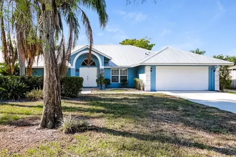 13789 Geranium Pl, Wellington, FL 33414