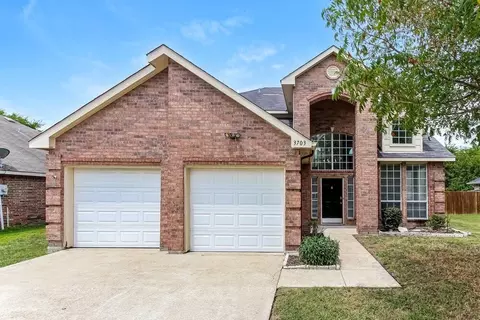 3703 Sycamore Ln, Rockwall, TX 75032