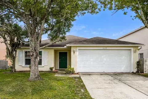 3119 Holland Dr, Alafaya, FL 32825