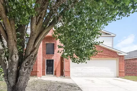1024 Springcreek Dr, Denton, TX 76210