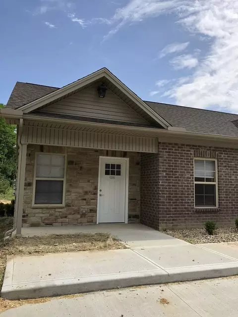 1219 Sparta Dr, Amelia, OH 45102