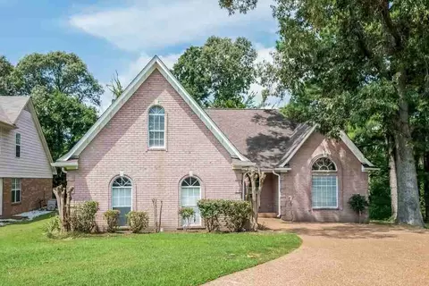 4383 Shiney Point Cv, Southaven, MS 38672