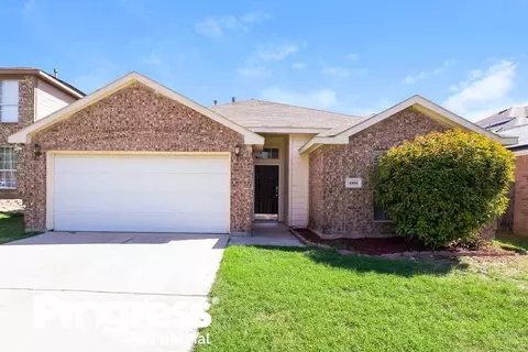 4804 Barnhill Ln, Fort Worth, TX 76135