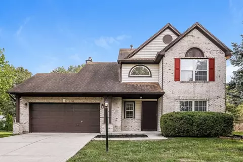 5287 Ivy Hill Dr, Carmel, IN 46033