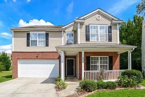 8210 Ainsworth St, Charlotte, NC 28216