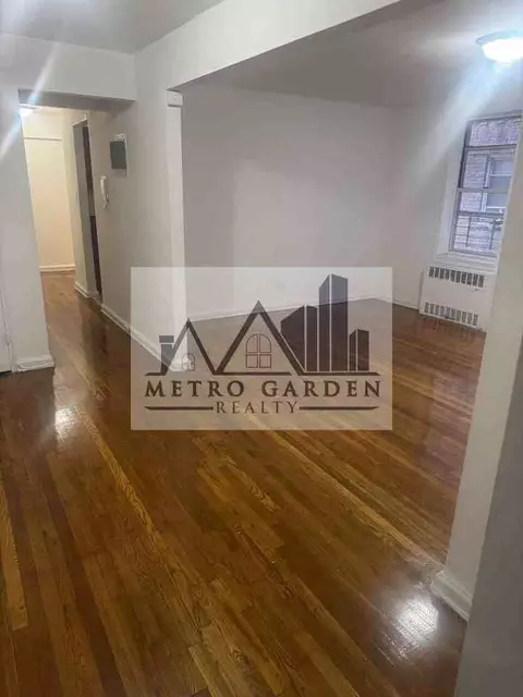 6712 Yellowstone Blvd #B9, New York, NY 11375