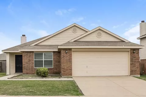 9301 Saint Martin Rd, Fort Worth, TX 76123