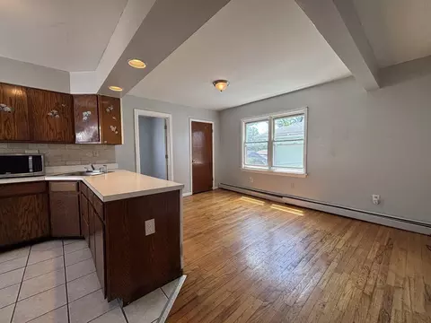 226 Gordon St #2, Roselle, NJ 07203
