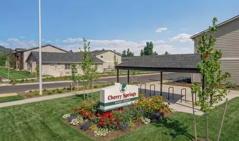 4800 B St, Springfield, OR 97478