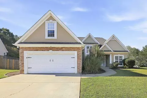 336 Baldwin Ct, Newnan, GA 30263