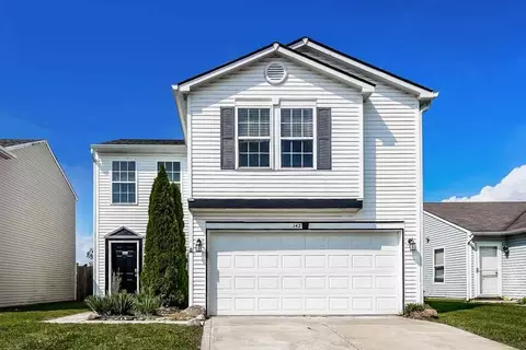 142 Declaration Dr, Greenwood, IN 46143