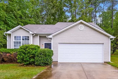 215 N Fuquay Springs Ave, Fuquay Varina, NC 27526