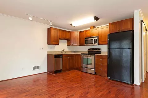 4218 Stone Way N, Seattle, WA 98103