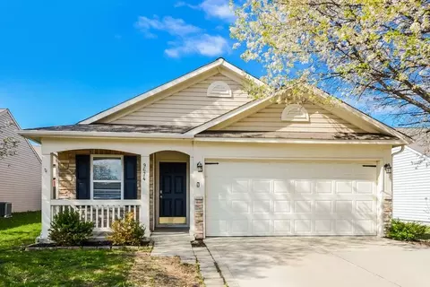 9674 Thomas Ln, Avon, IN 46123