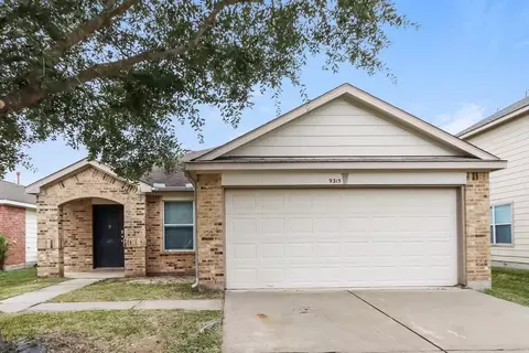 9315 Cold River Ct, Humble, TX 77396